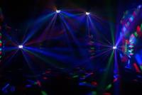 CHAUVET-DJ Mini Kinta LED IRC светодиодный многолучевой эффект.
